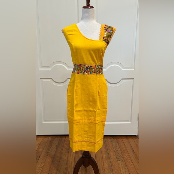 PC# B-1814 Dresses & Skirts - Mexican embroidered dress, hand Embroidered with Cotton threads.